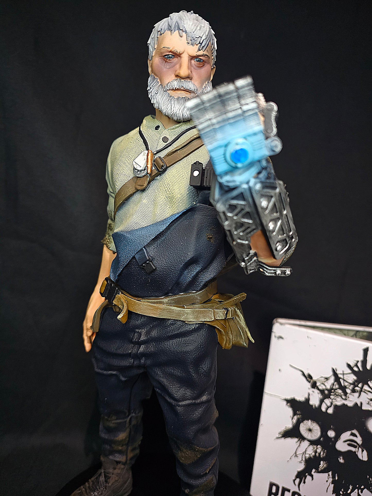 Resident Evil 7 Joe Baker 1/6 Statue