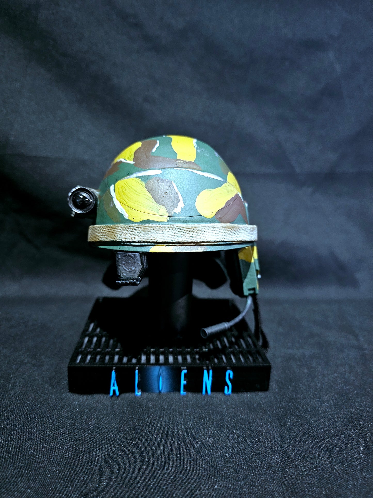 Aliens Cpl Hicks 1/2 Scale helmet miniature