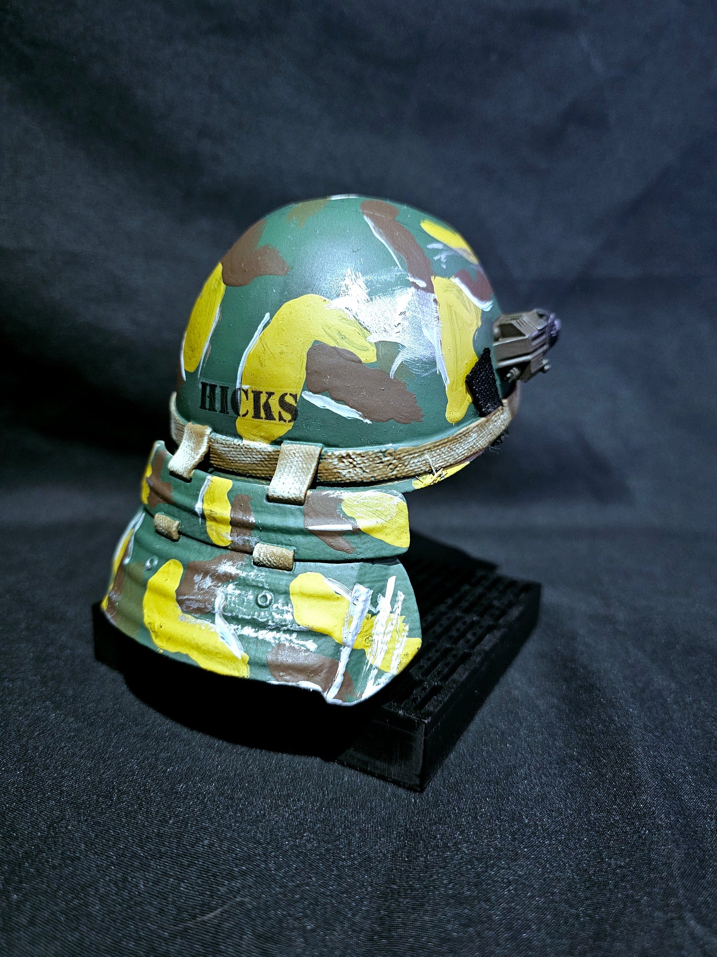 Aliens Cpl Hicks 1/2 Scale helmet miniature