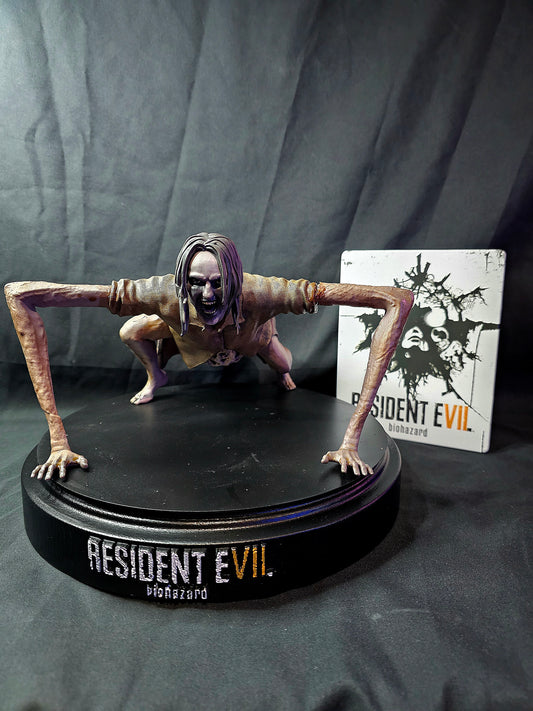 1/6 Resident Evil 7 Marguerite Baker Statue