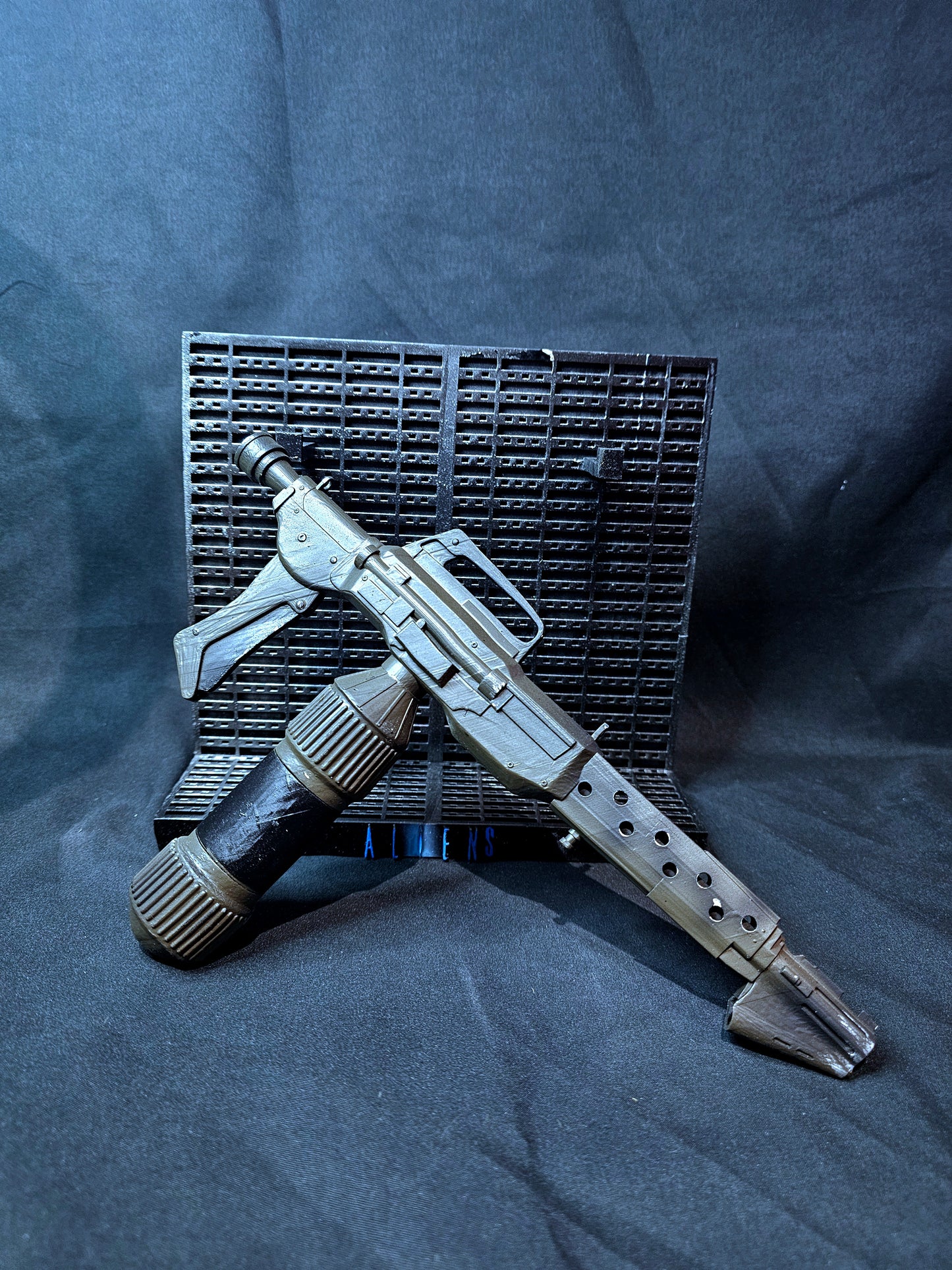 Aliens M240 Incinerator Flamethrower miniature model 250mm