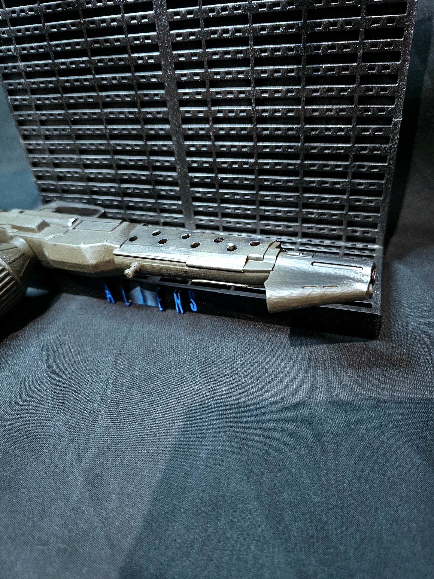 Aliens M240 Incinerator Flamethrower miniature model 250mm