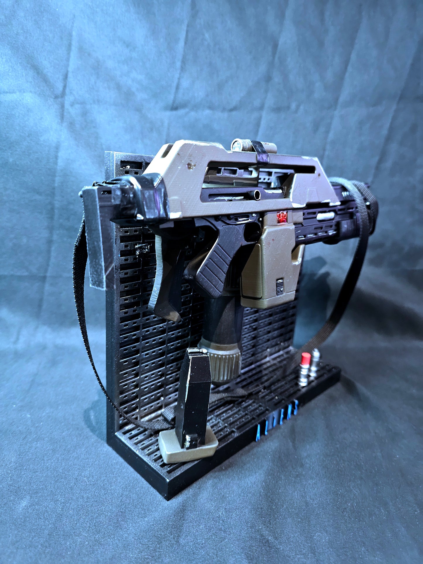 Aliens Ripley final battle Pulse Rifle/Flamethrower miniature model 250mm