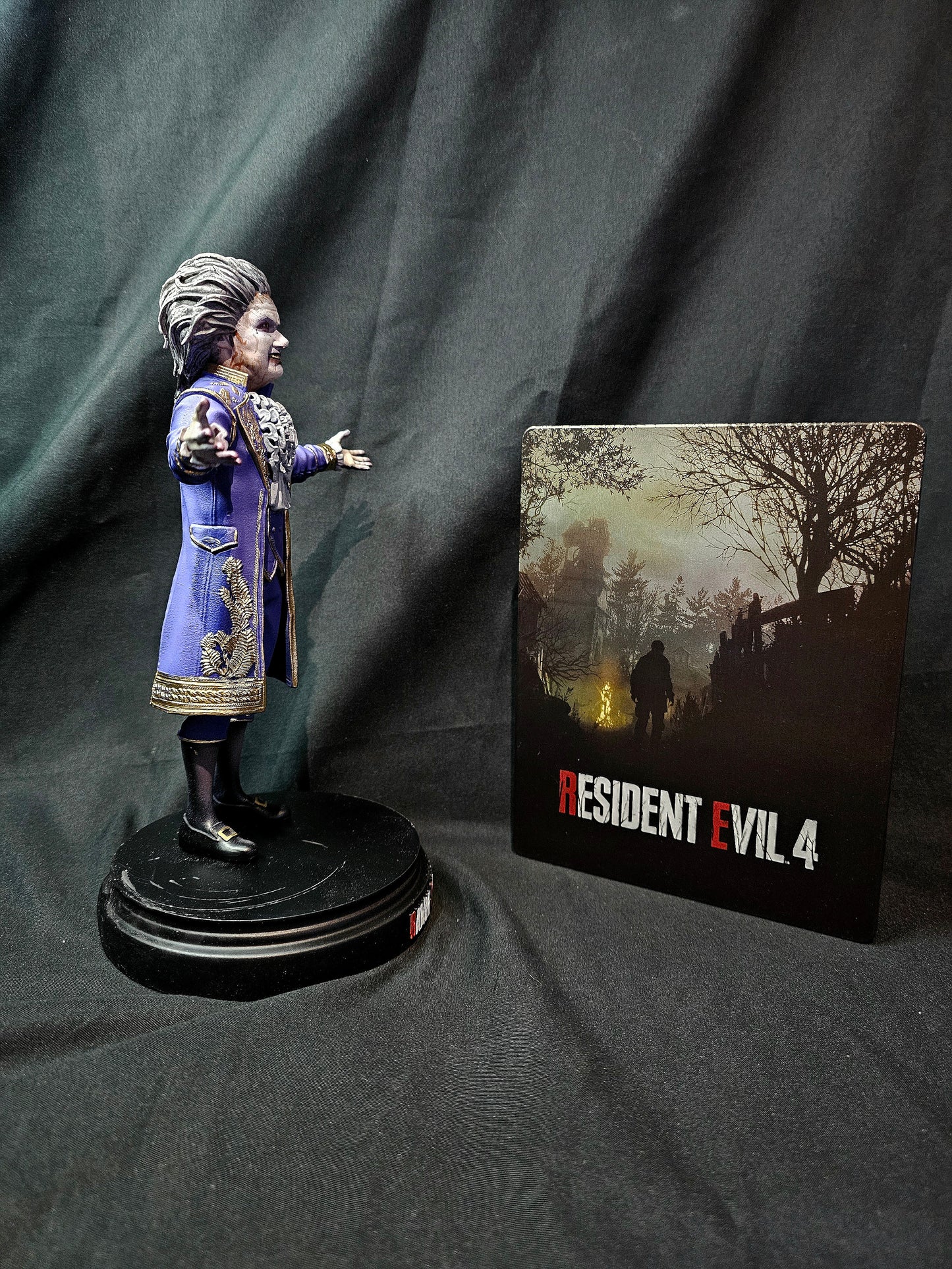 Resident Evil 4 Remake 1/6 Ramon Salazar statue