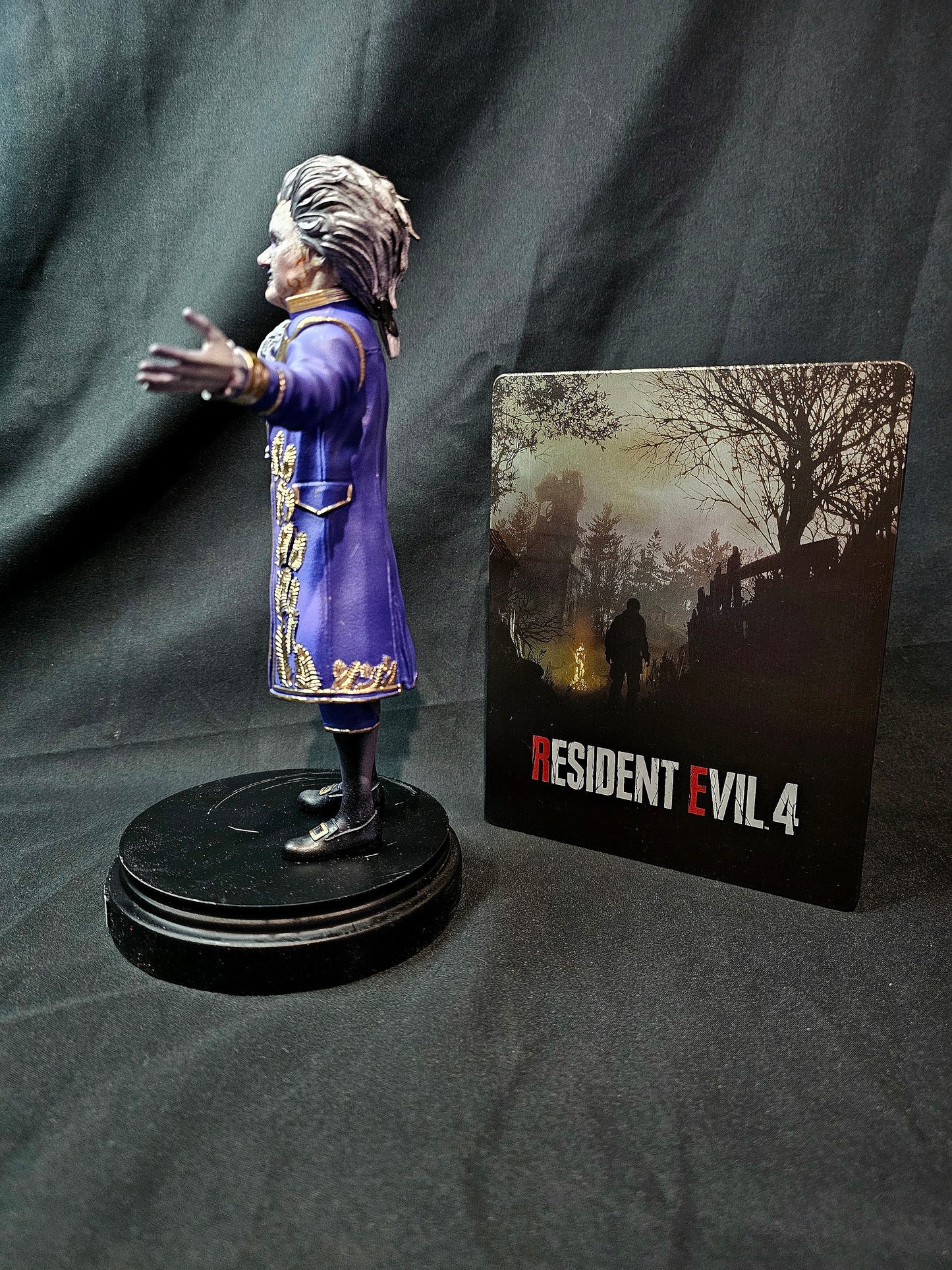 Resident Evil 4 Remake 1/6 Ramon Salazar statue