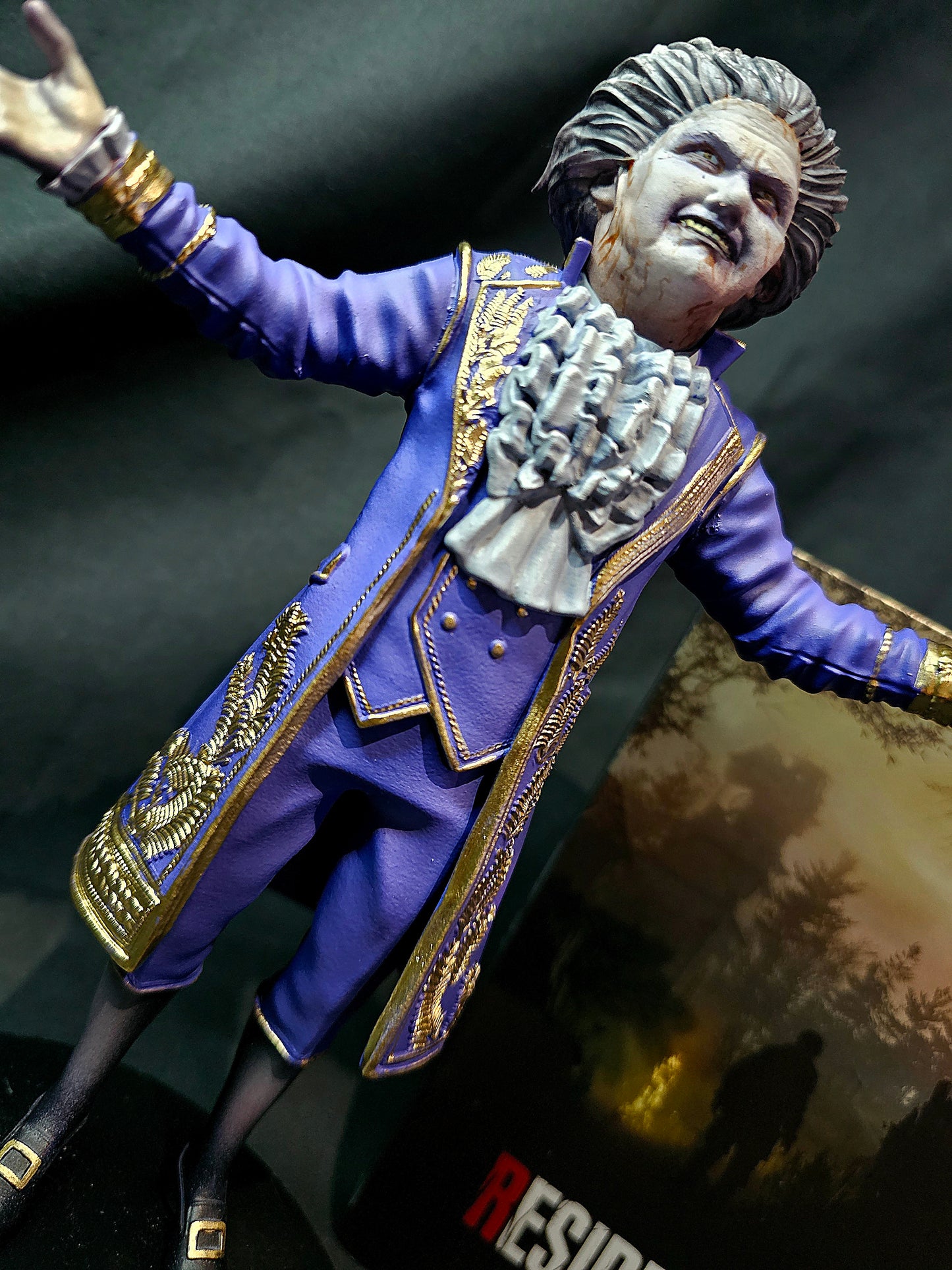 Resident Evil 4 Remake 1/6 Ramon Salazar statue