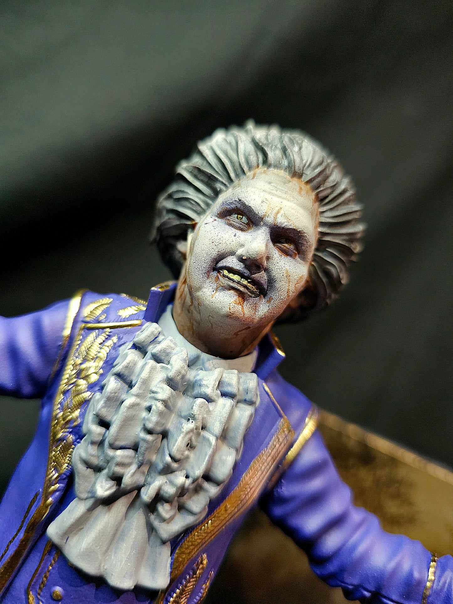Resident Evil 4 Remake 1/6 Ramon Salazar statue