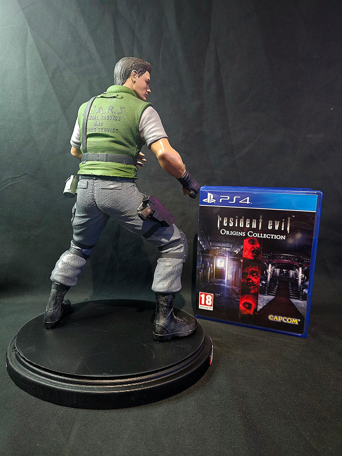 Resident Evil Chris Redfield STARS 1/6 Statue