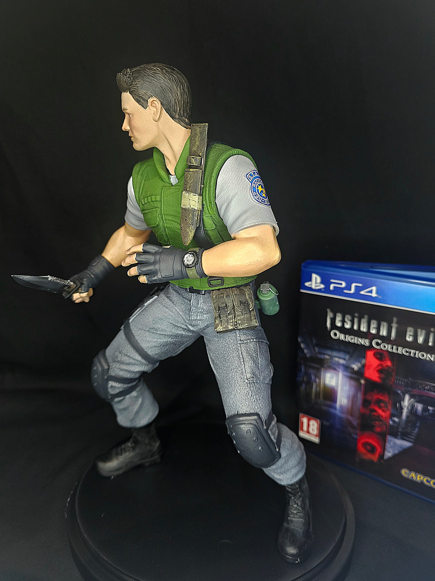 Resident Evil Chris Redfield STARS 1/6 Statue
