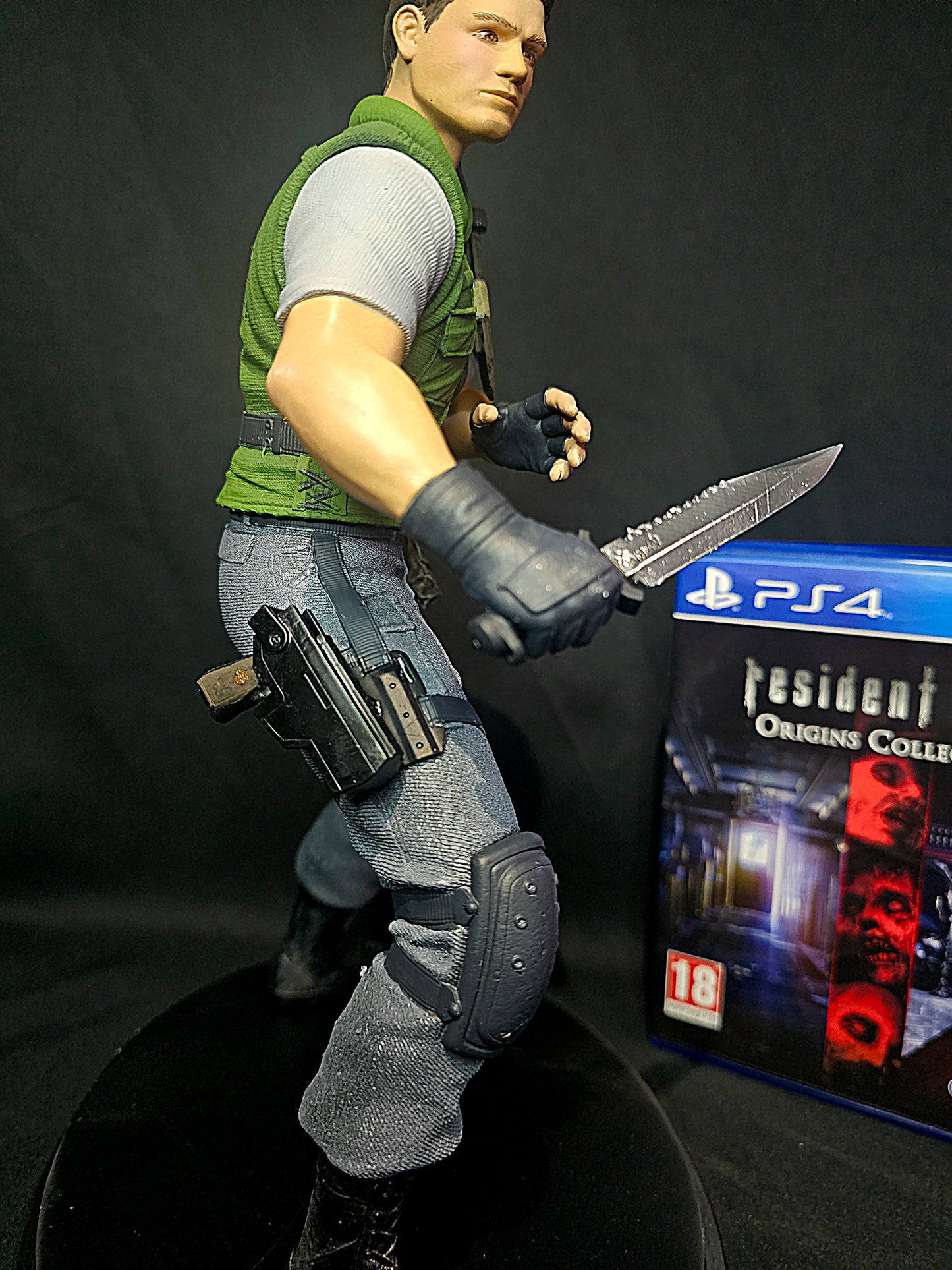Resident Evil Chris Redfield STARS 1/6 Statue