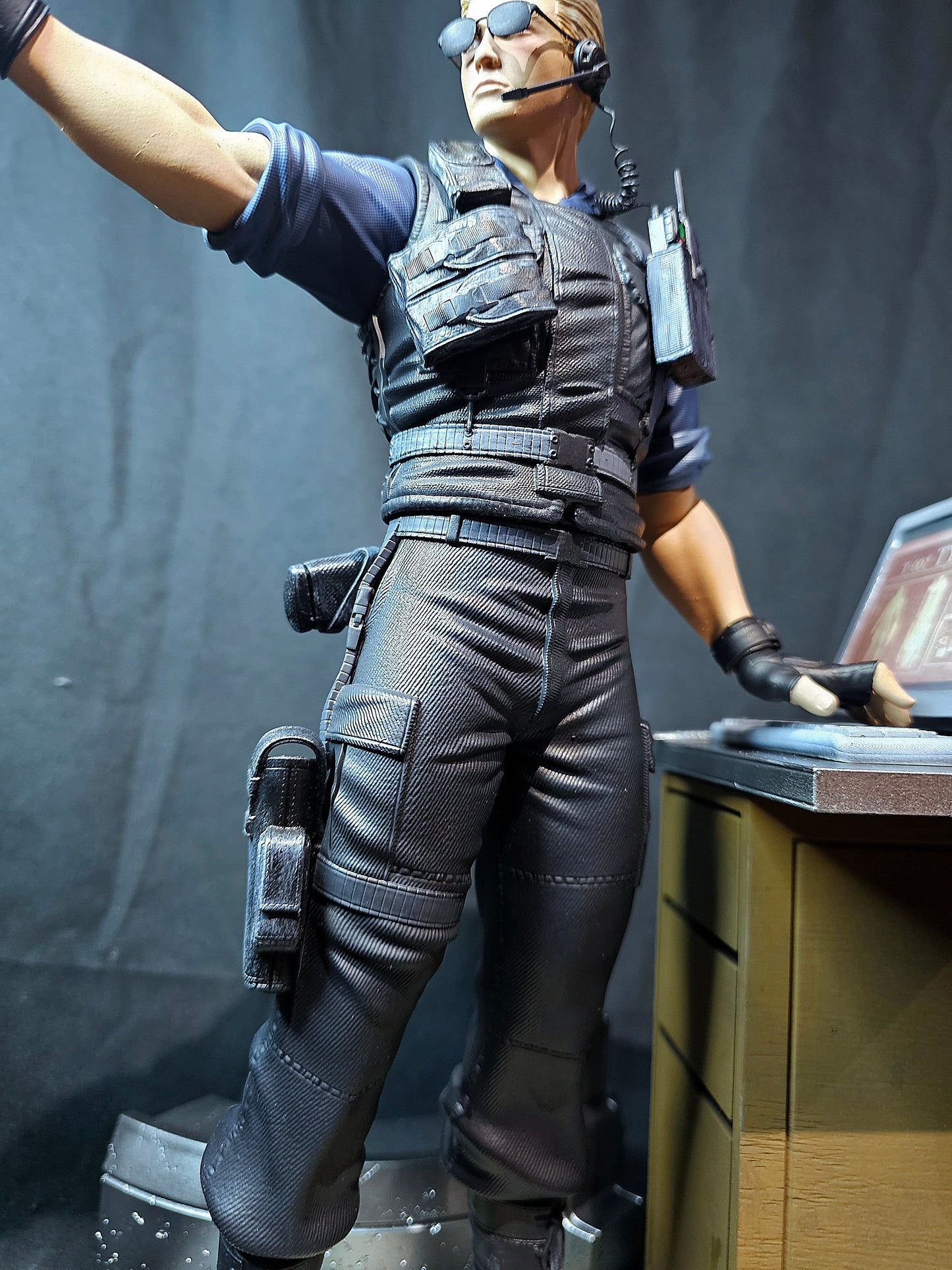 1/6 Resident Evil Albert Wesker Premium Statue & Diorama