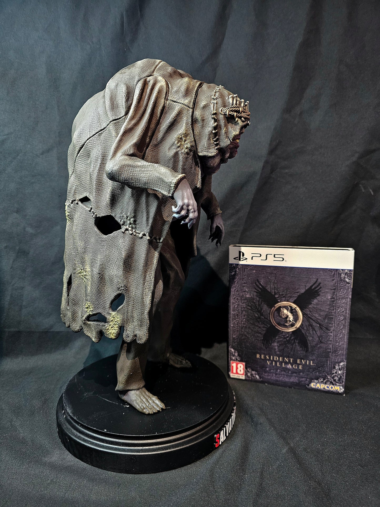 Resident Evil Village Salvatore Moreau 1/6 Statue