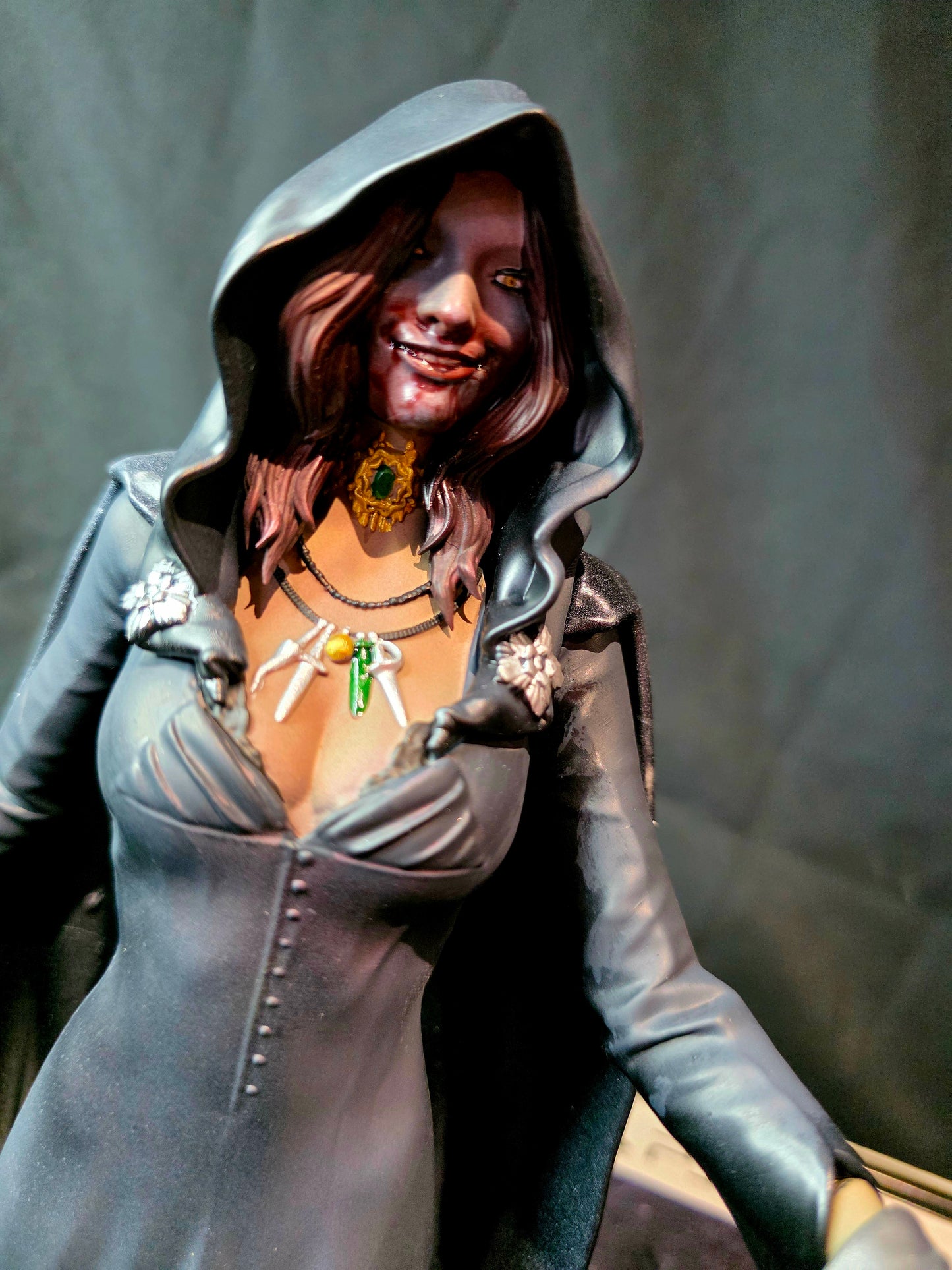 Resident Evil Village Daniela Dimitrescu 1/6 Statue