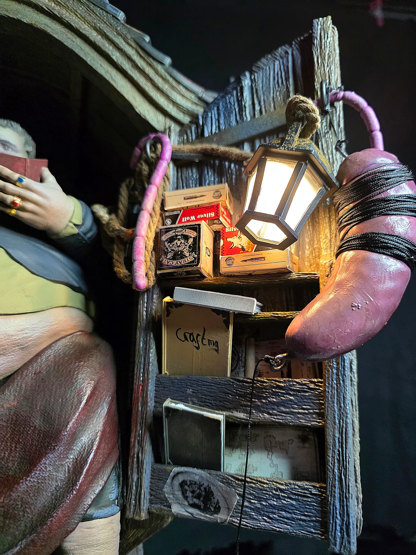 The Duke 1/6 Resident Evil Village Ltd to 8 pcs Worldwide