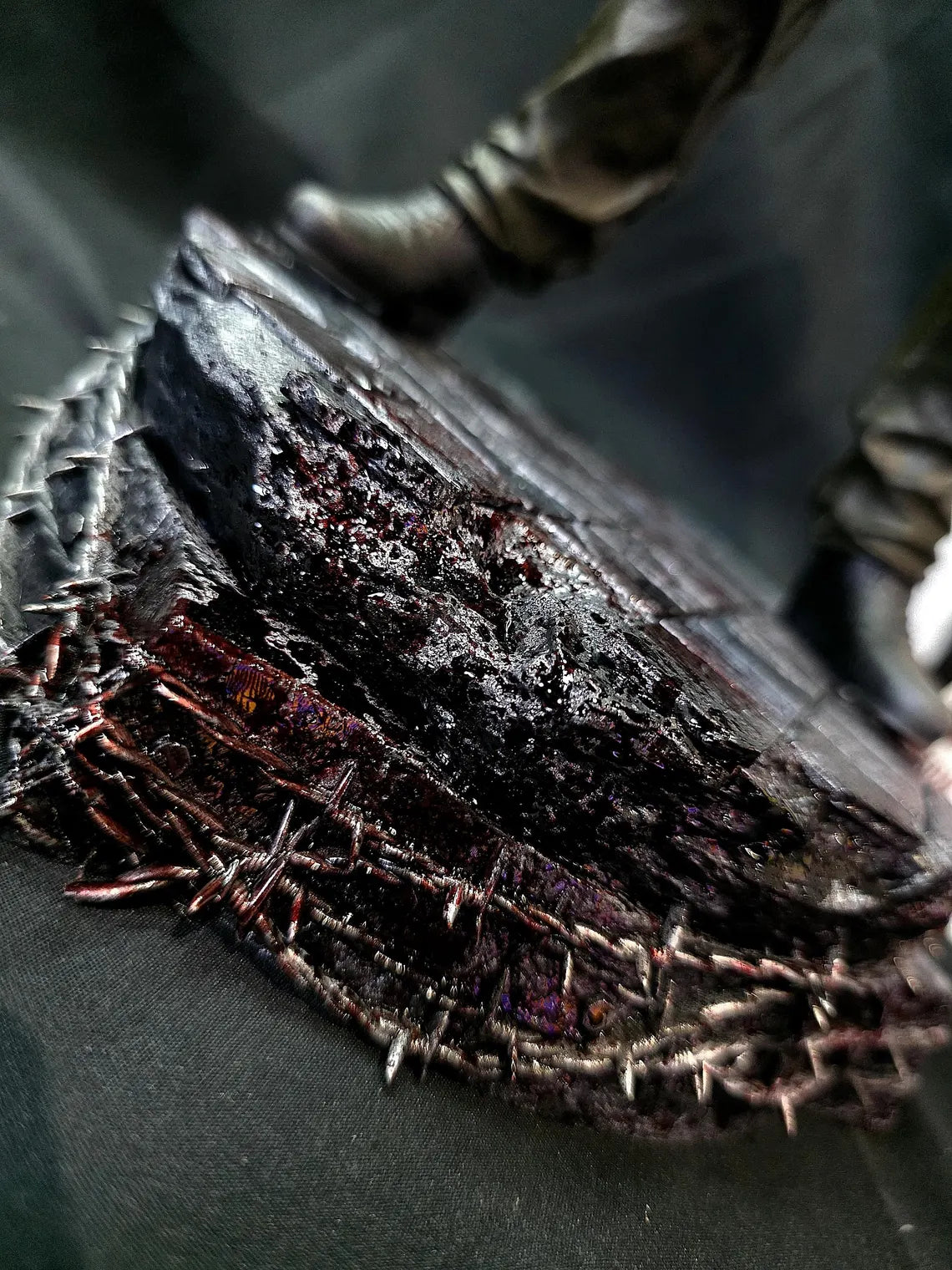 The Evil Within Sebastian Castellanos 1/6 Statue
