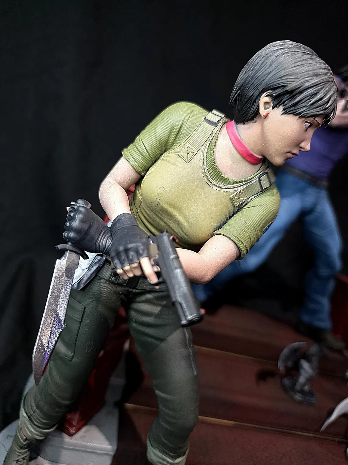 1/6 Resident Evil Zero Billy & Rebecca Premium Statue and base