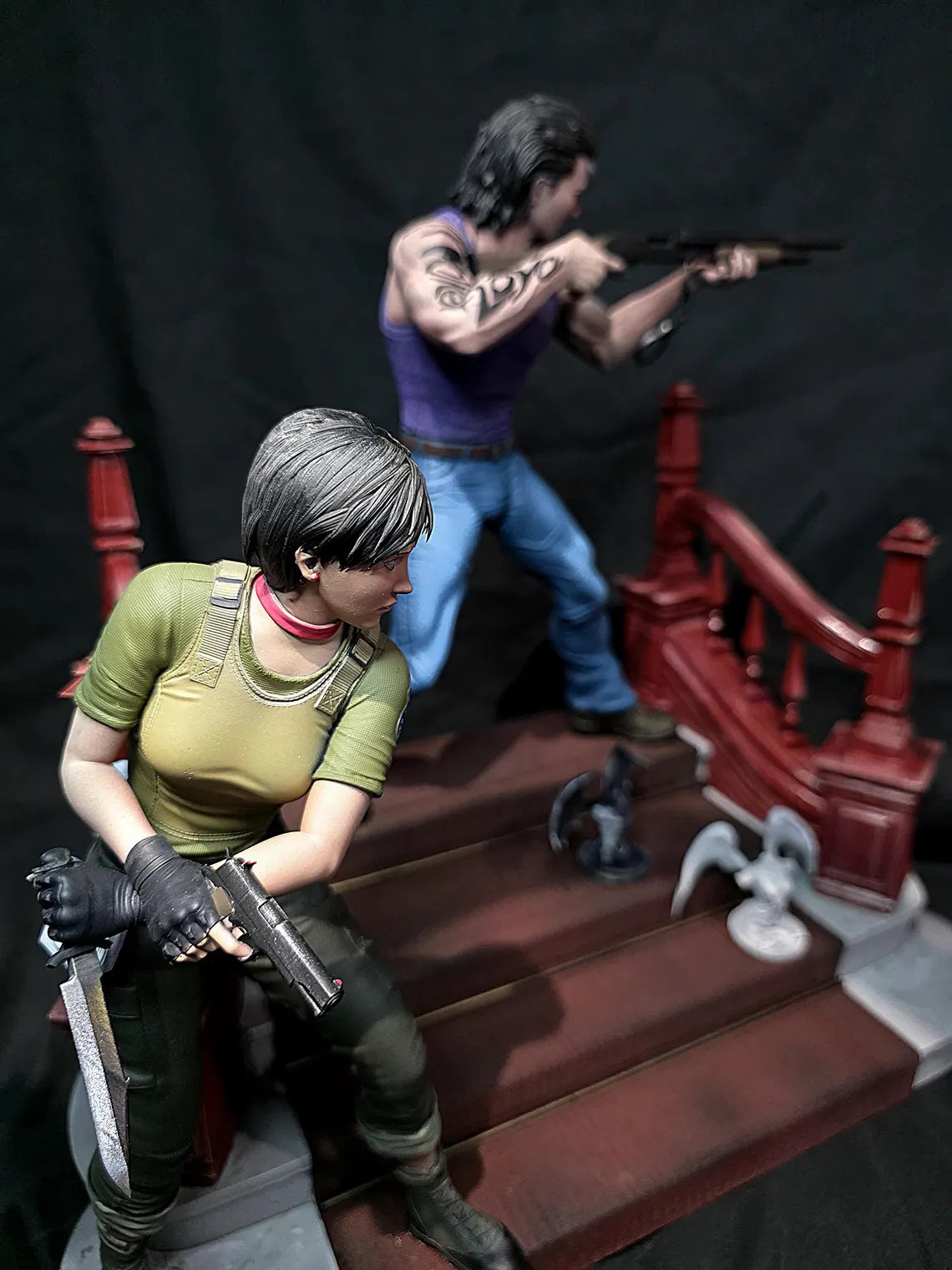 1/6 Resident Evil Zero Billy & Rebecca Premium Statue and base