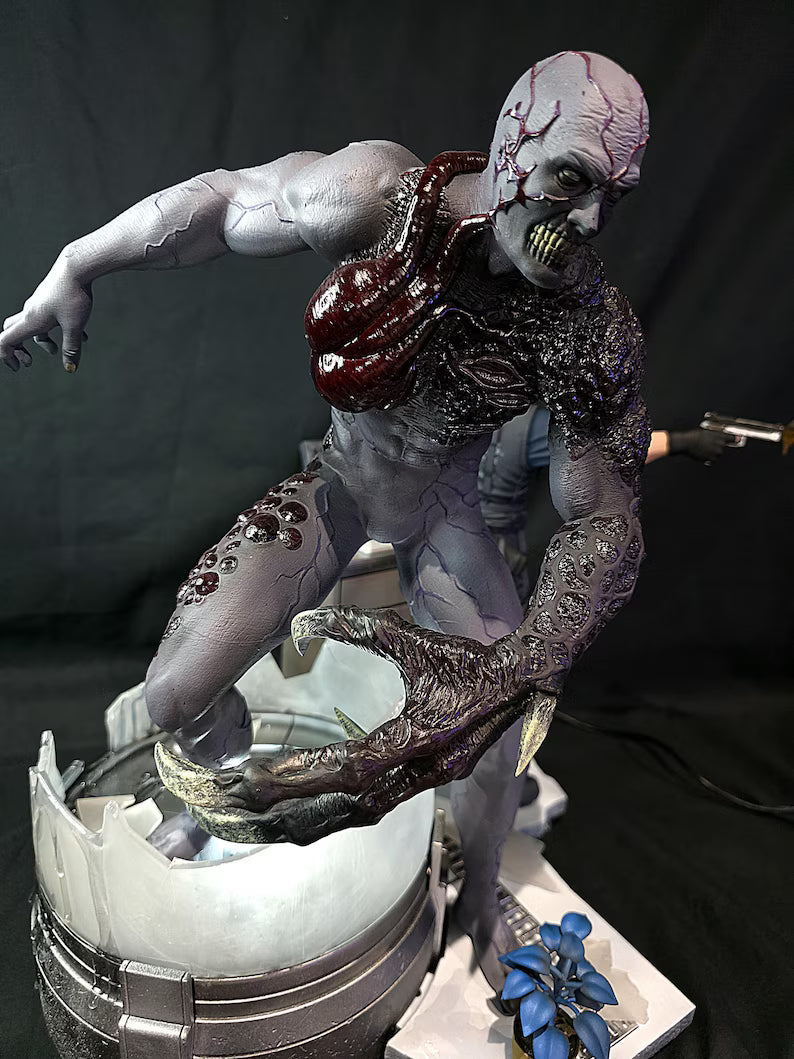 Resident Evil Tyrant & Albert Wesker 1/6 Diorama Statue With USB Lighting