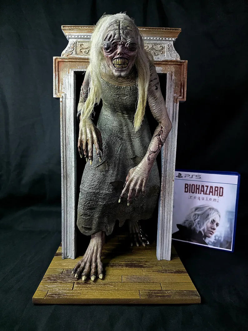 Resident Evil Requiem 'The Hag' Stalker monster 1/6 statue